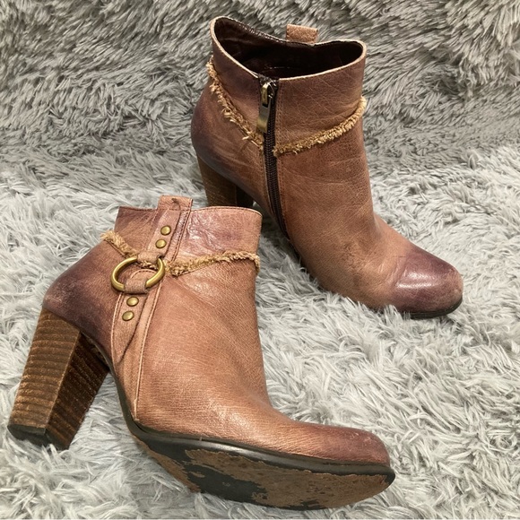 Ombré Purple Moto Boots - Picture 16 of 16